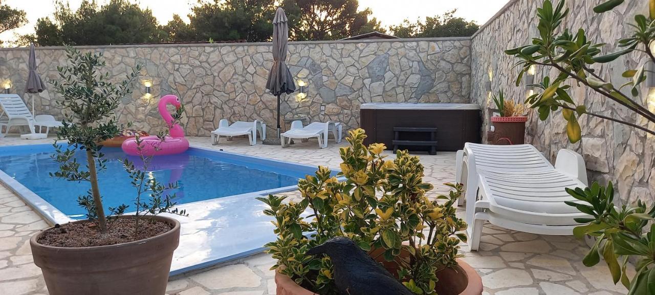 Apartments Adriana Bilice Dış mekan fotoğraf