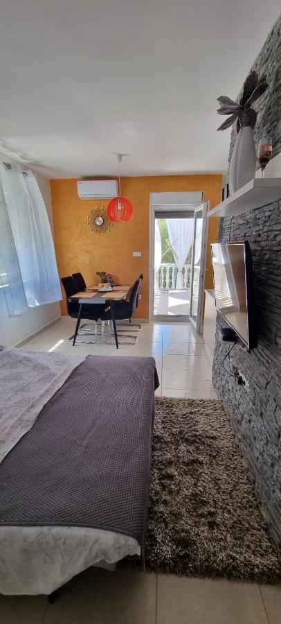 Apartments Adriana Bilice Dış mekan fotoğraf