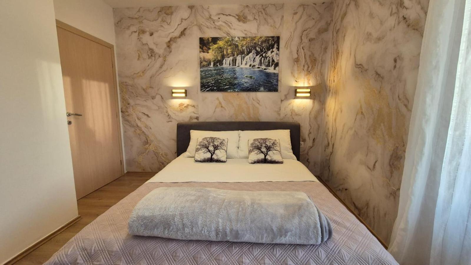 Apartments Adriana Bilice Dış mekan fotoğraf